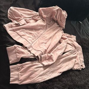 Vintage Rose Juicy Couture velour tracksuit